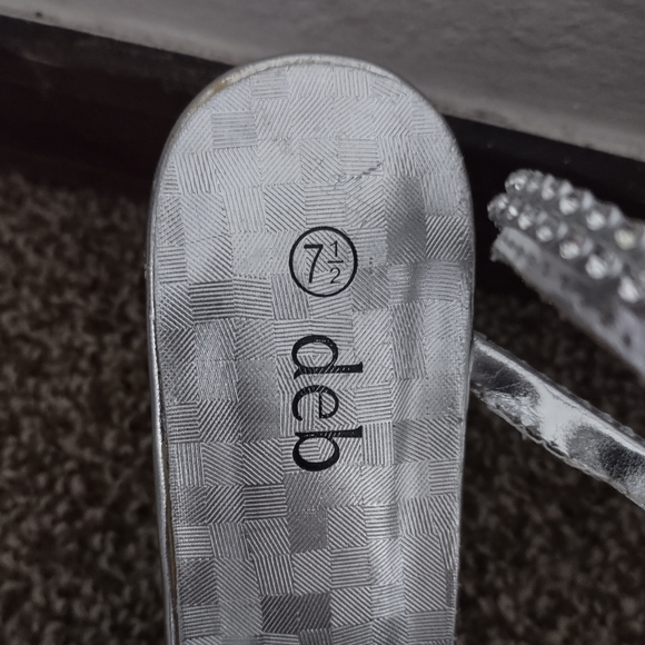 Silver rhinestone leg wrap high heels size 7 1/2 - Picture 3 of 4